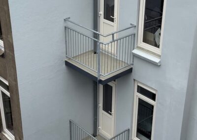 Renovatie achtergevel en balkonrenovatie met Triflex