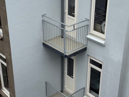 Renovatie achtergevel en balkonrenovatie met Triflex